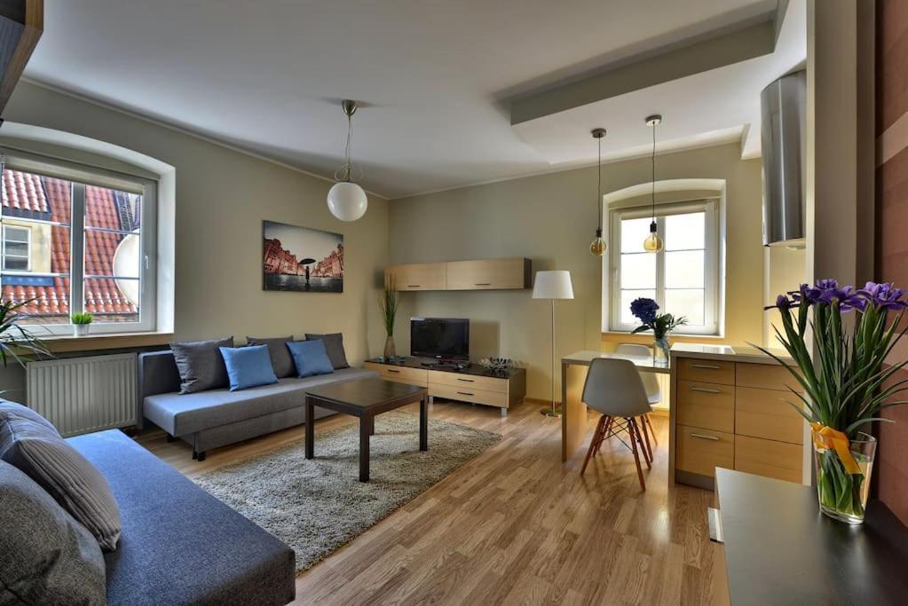 Argentis Wiezienna Apartment Вроцлав Екстериор снимка