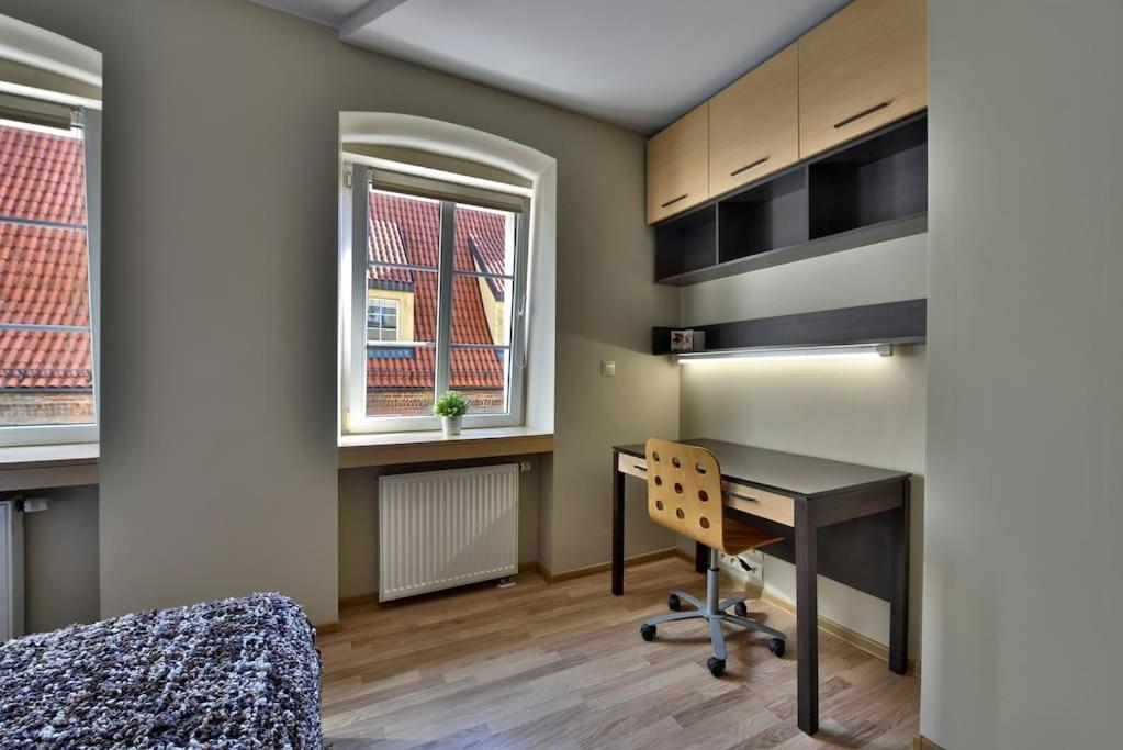 Argentis Wiezienna Apartment Вроцлав Екстериор снимка